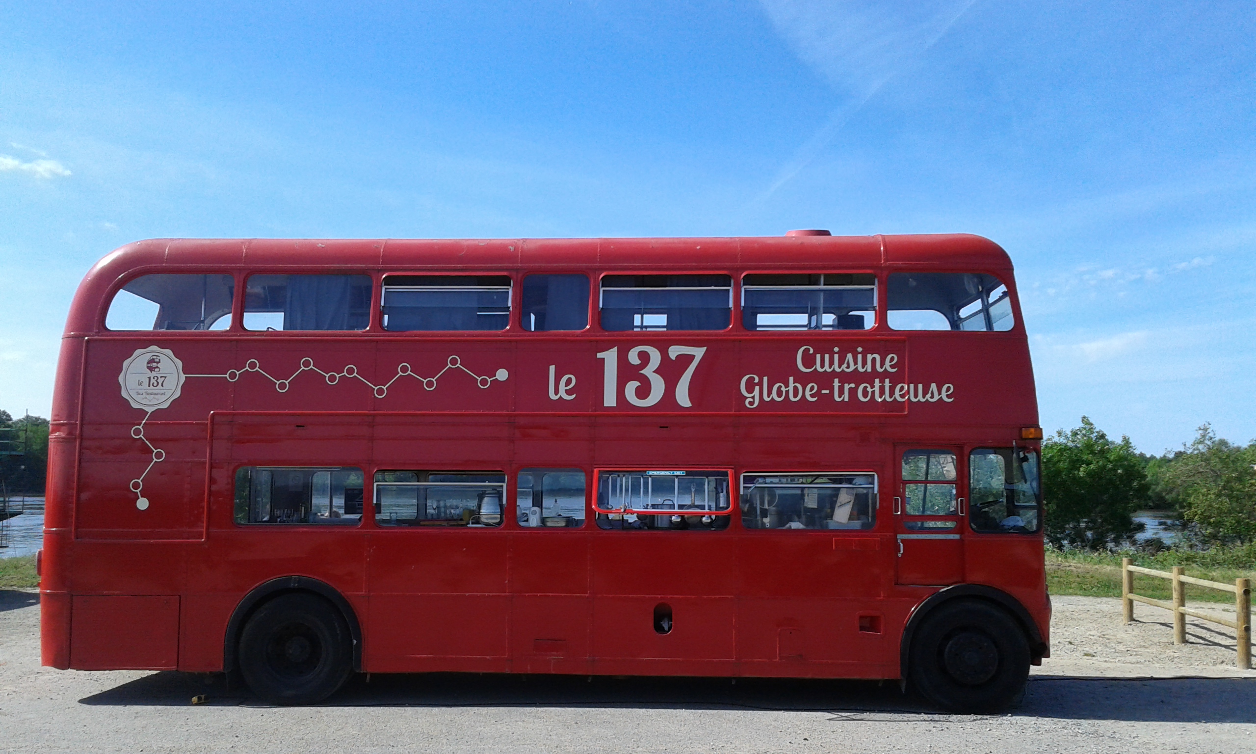 le 137 bus foodtruck