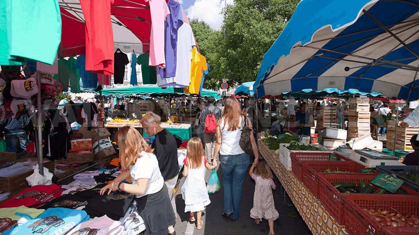 marche de la petite hollande