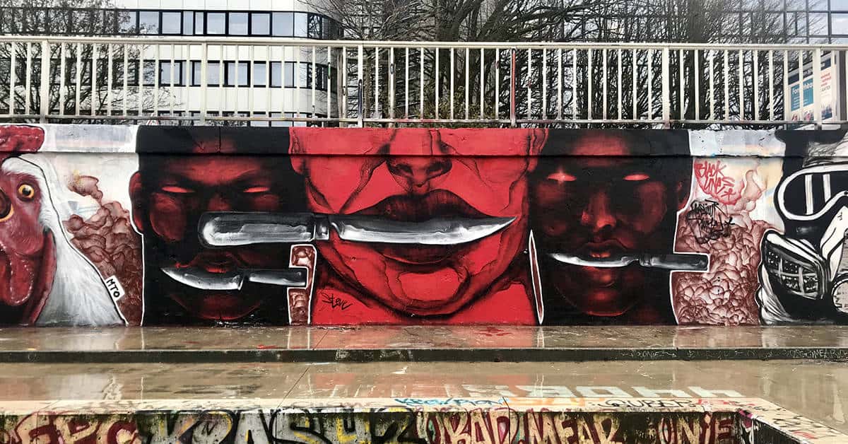 fresque contre la répression quais de la loire 5