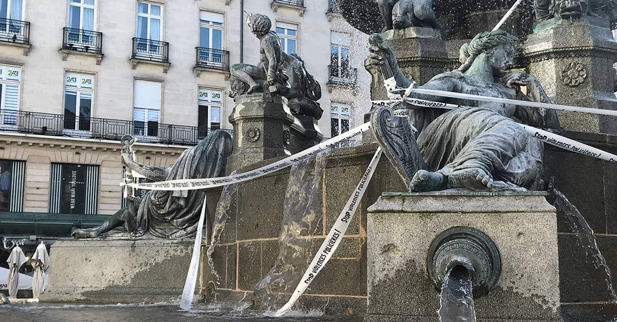 hommage steve fontaine de la place royale nantes 2020