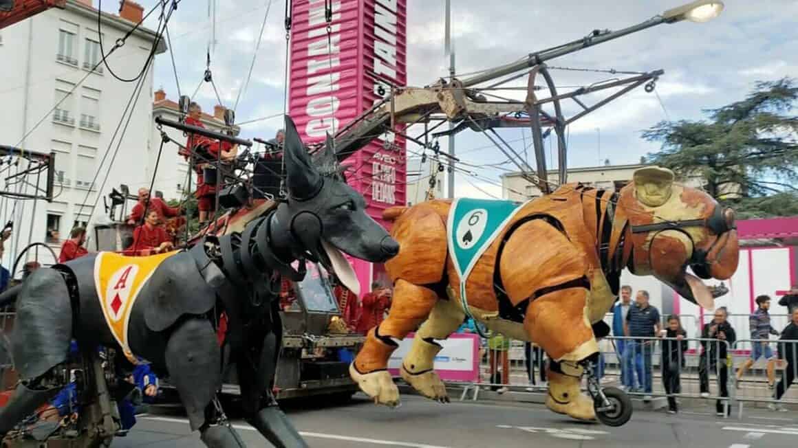 compagnie royal de luxe nantes 22 23 24 septembre 2023 spectacle inédit gratuit bull machin xolo royal de luxe