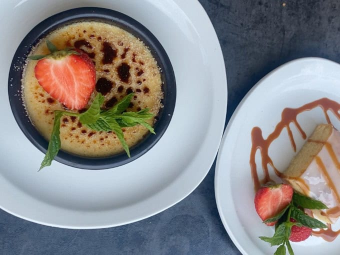 Crème brûlée et Gâteau Nantais du Bivouac