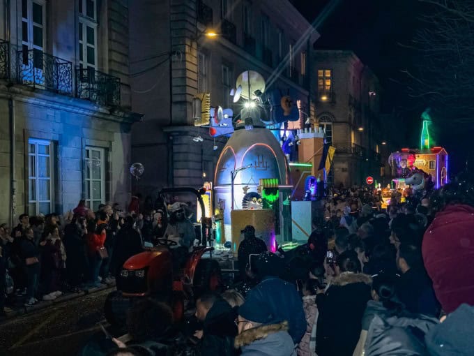 Carnaval de Nantes 2025 nocturne